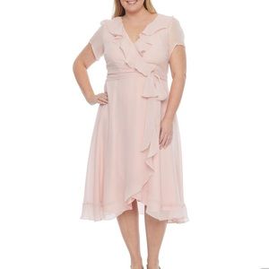 Danny & Nicole Plus Short Sleeve Midi Fit + Flare Dress